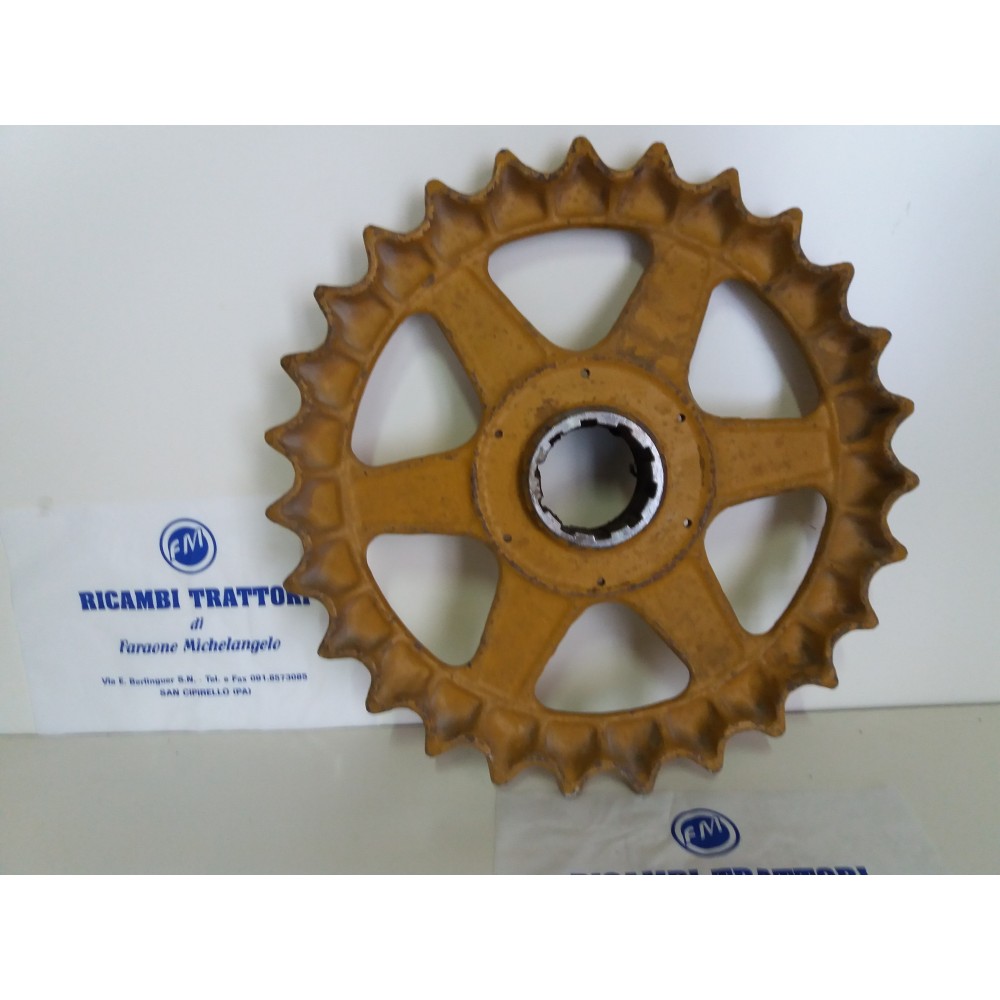 Ruota motrice Fiat 455 C 27 denti tipo stretto